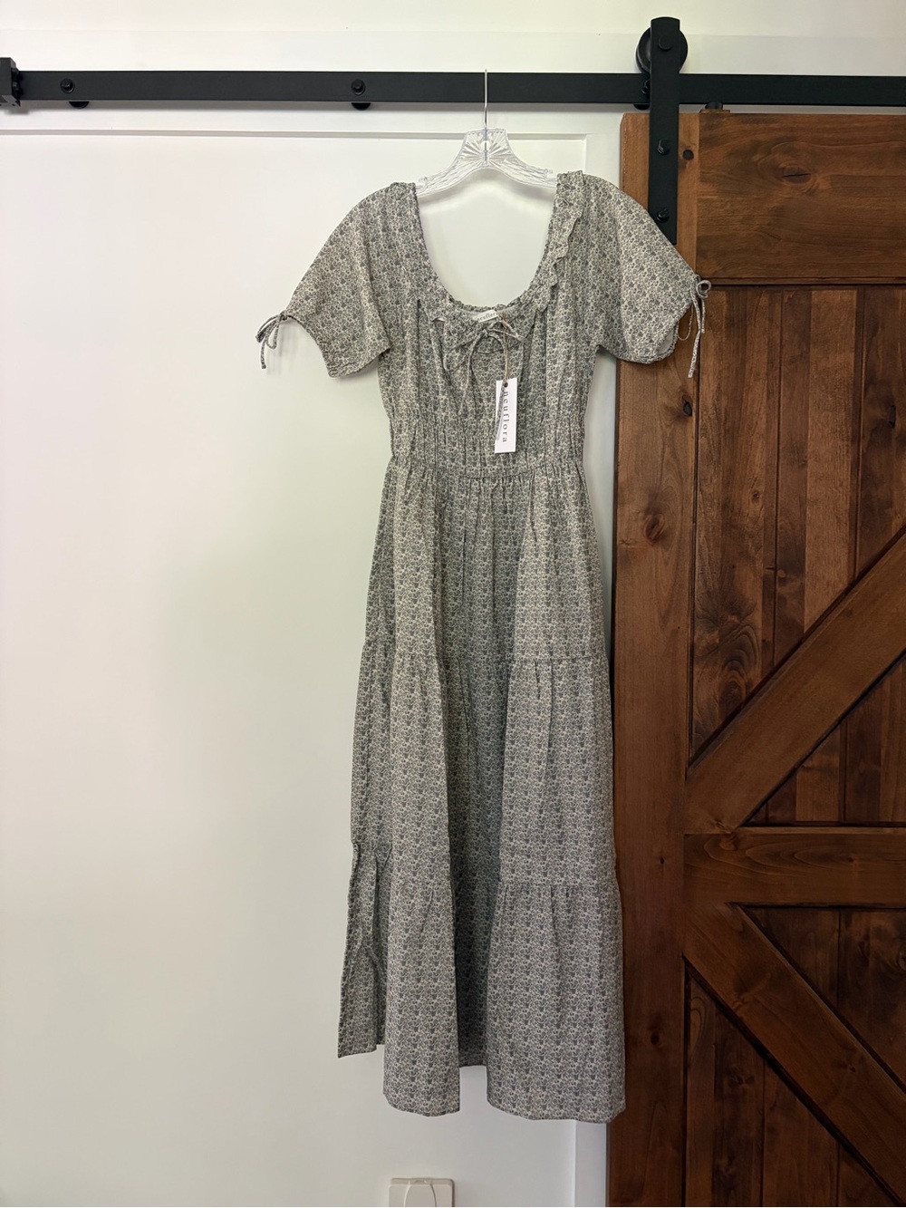 NWT neuflora leavenworth dress